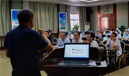 济南中德骨科医院法律法规培训—保障医疗安全,更好服务于群众2.jpg 济南中德骨科医院法律法规培训—保障医疗安全,更好服务于群众2.jpg