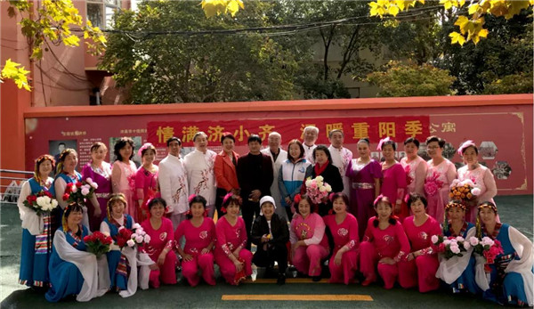 中德骨科公益体检逸家人老年公寓01_副本.jpg 中德骨科公益体检逸家人老年公寓01_副本.jpg